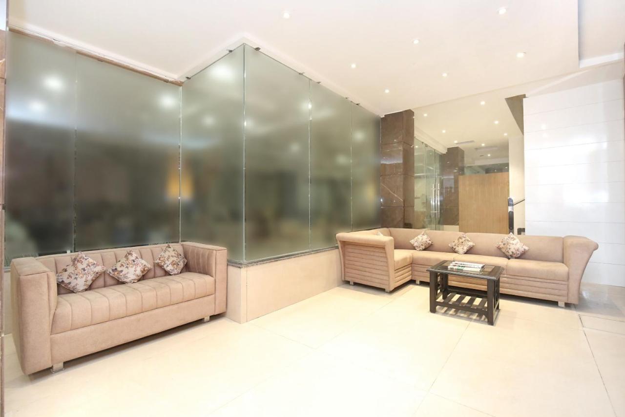 אמריצר Oyo 11680 Hotel Grand Star מראה חיצוני תמונה